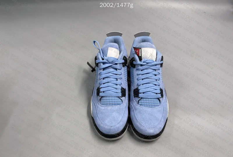 Air Jordan 4 University Blue