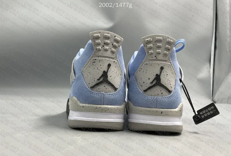 Air Jordan 4 University Blue 3