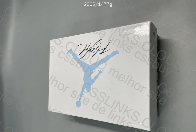 Air Jordan 4 University Blue 7