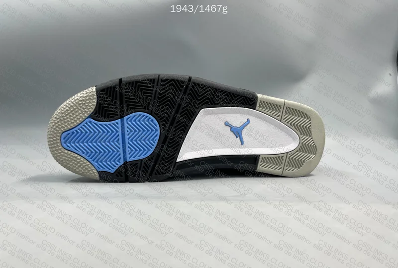 Air Jordan 4 University Blue 2