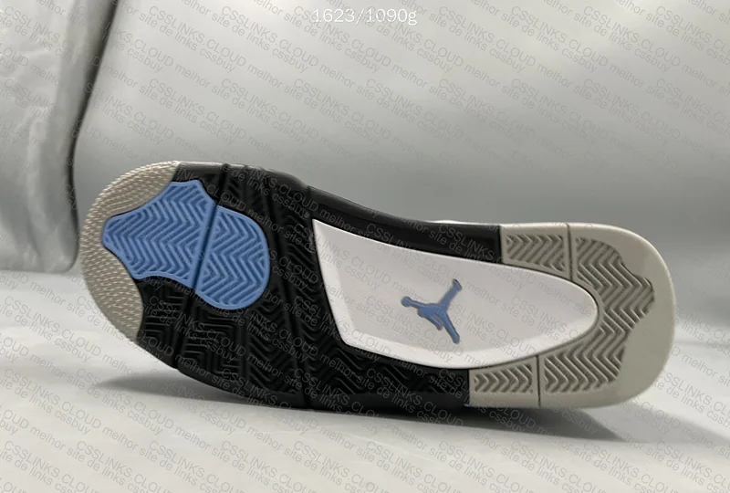 Air Jordan 4 University Blue 7