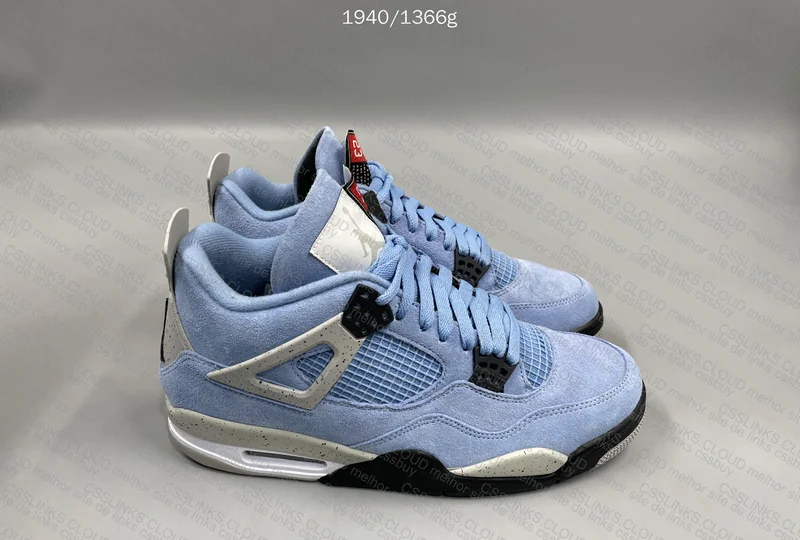 Air Jordan 4 University Blue