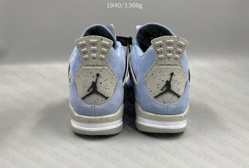 Air Jordan 4 University Blue 3