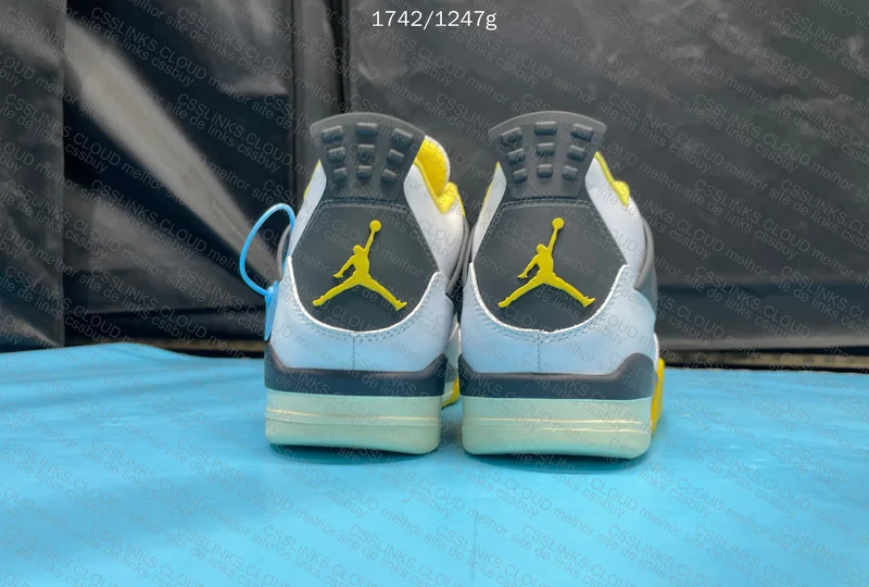 Air Jordan 4 Vivid Sulfur 3