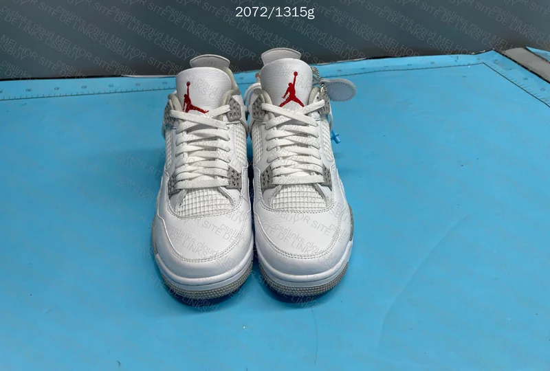 Air Jordan 4 White Oreo