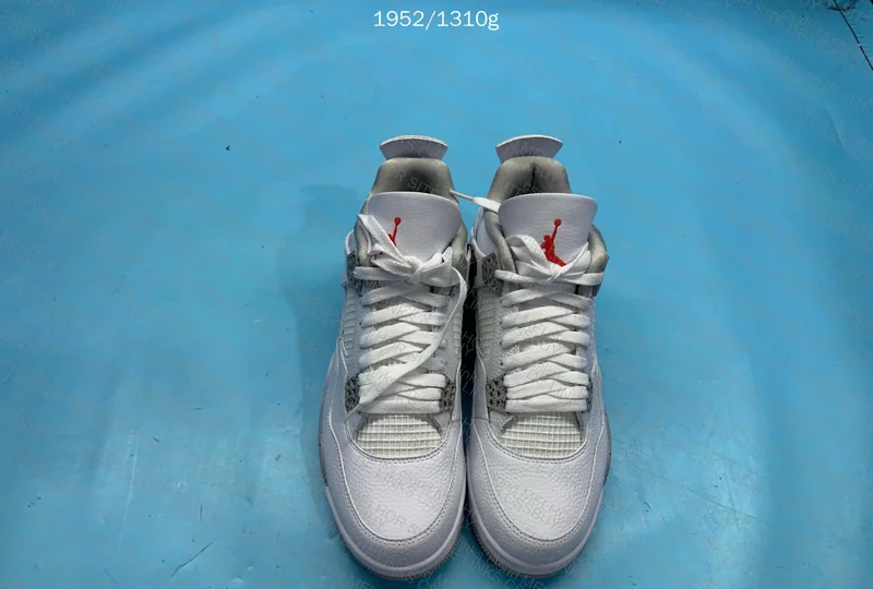 Air Jordan 4 White Oreo 4