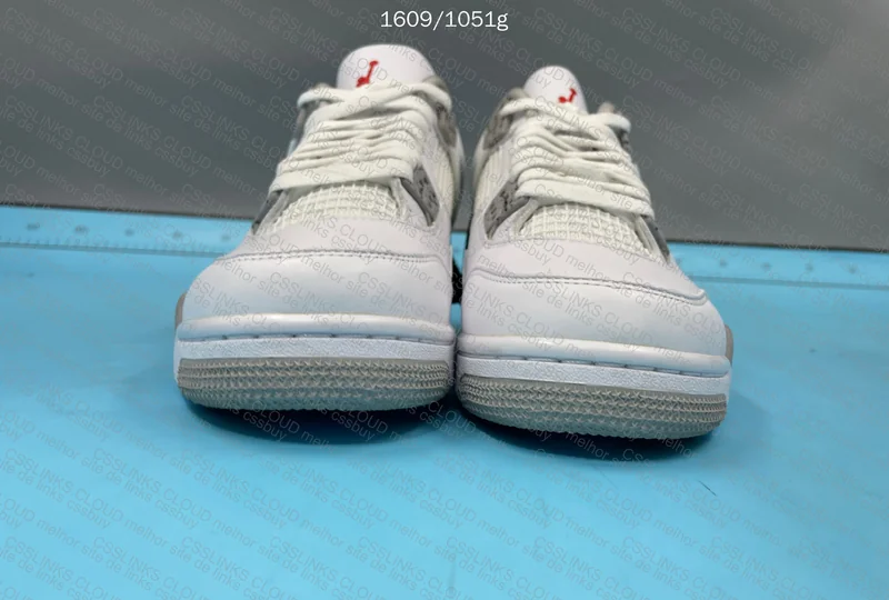 Air Jordan 4 White Oreo AJ4