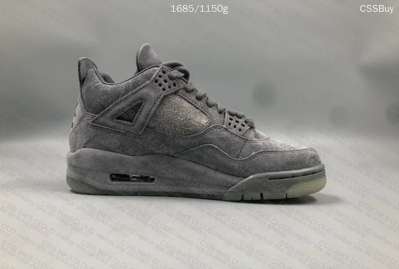 Air Jordan 4 x KAWS 5