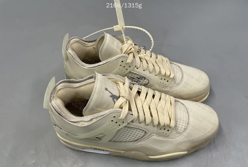 Air Jordan 4 x Off White