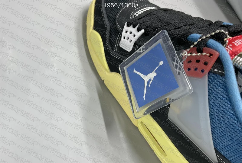Air Jordan 4 x Union LA 'Off Noir' 5