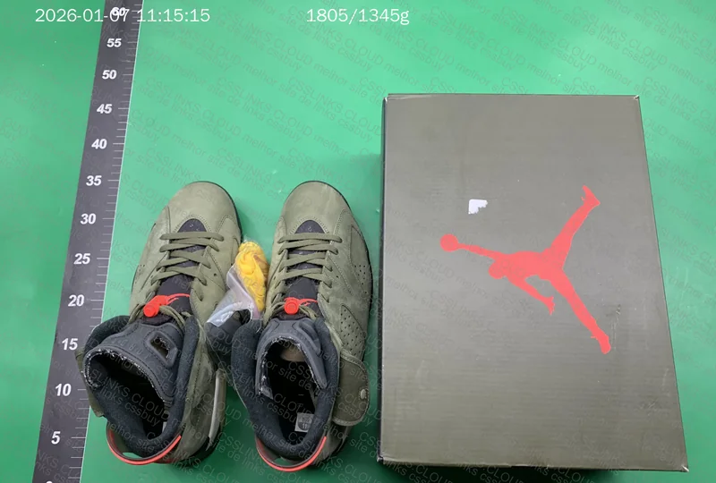 Air Jordan 6 Travis Scott 8