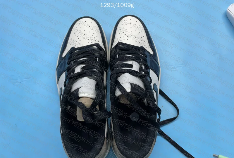 Air Jordan AJ1 Low OG 4