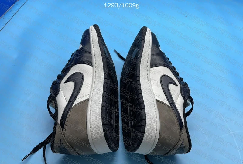 Air Jordan AJ1 Low OG 7