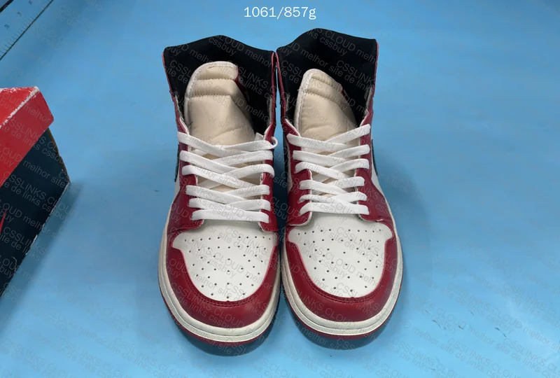 Air Jordan High 1 Chicago - 39Y 4