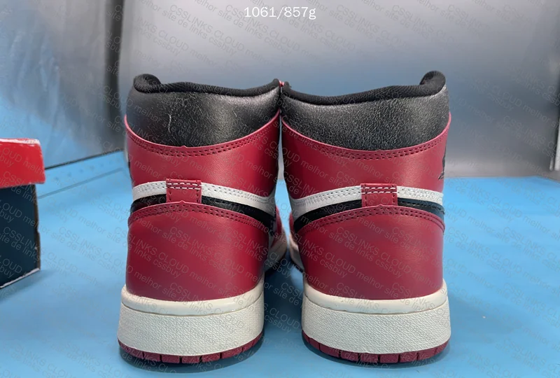Air Jordan High 1 Chicago - 39Y 5