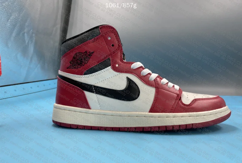 Air Jordan High 1 Chicago - 39Y 6