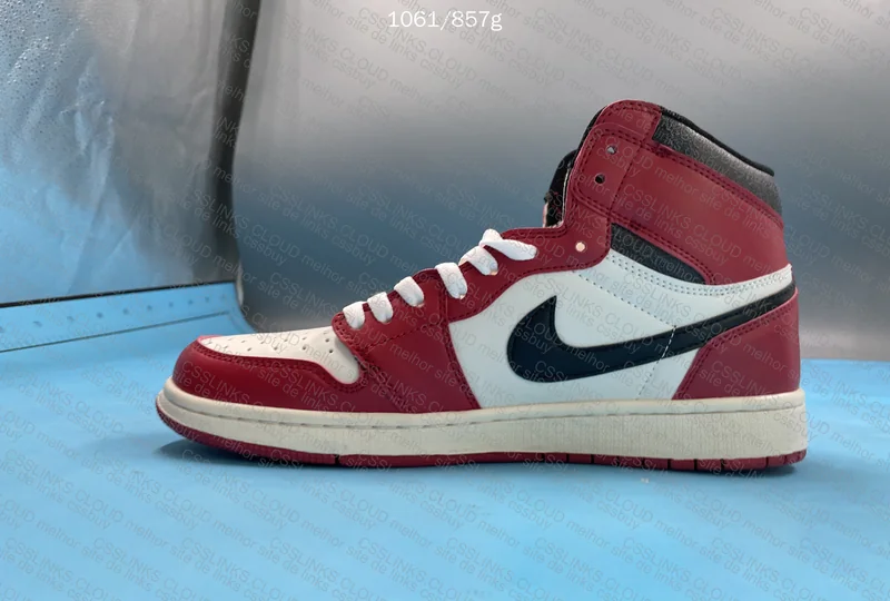 Air Jordan High 1 Chicago - 39Y 7