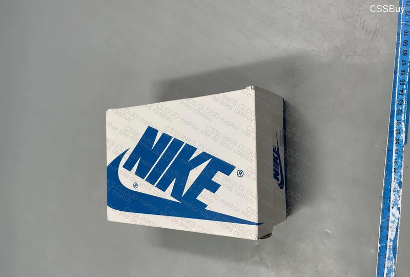 Air Jordan High Travis x Fragment 9