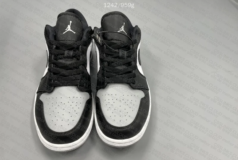 Air Jordan Low