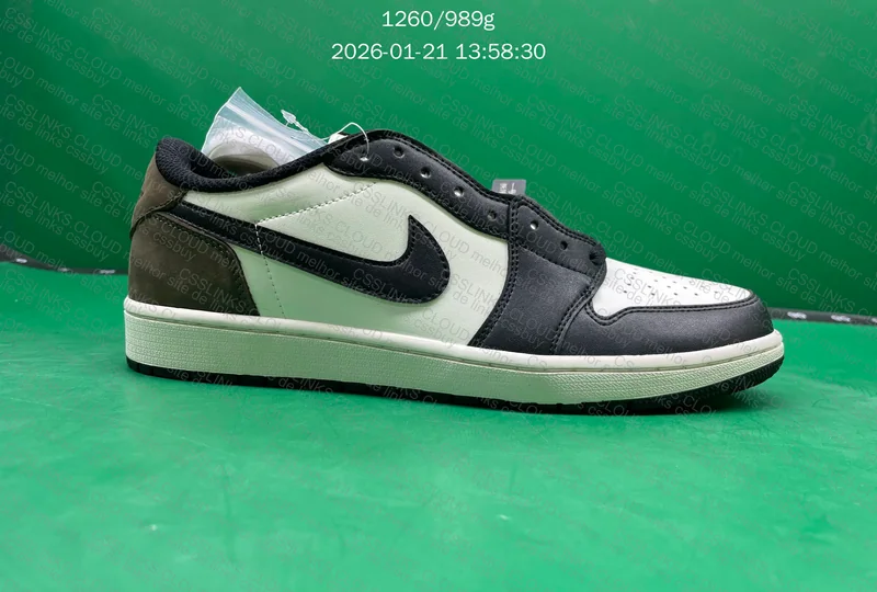 AIR JORDAN LOW