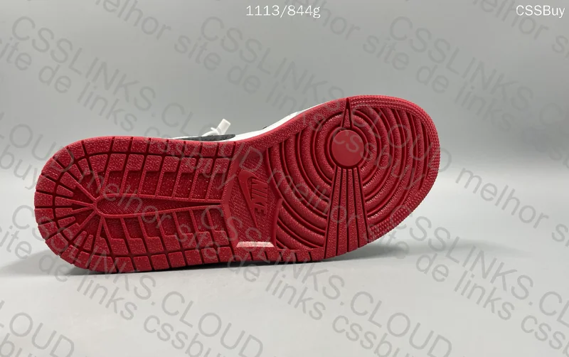 Air Jordan Low Bred Toe 4