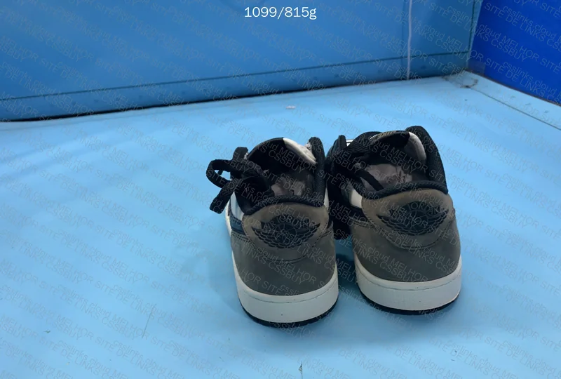 Air Jordan Low Mocha 2