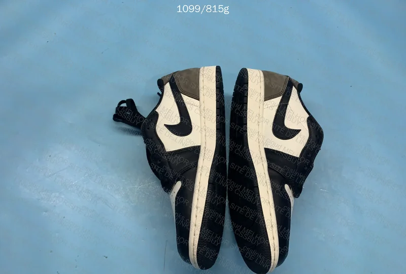 Air Jordan Low Mocha 5