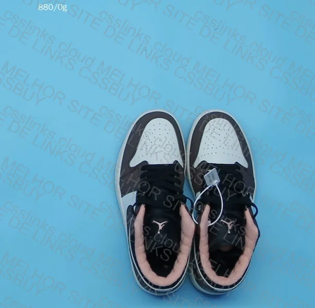 Air Jordan Low Mocha 3