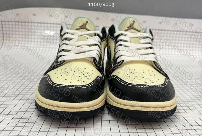 Air Jordan Low OVO 4