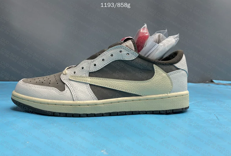 Air Jordan Low Reverse Mocha 7