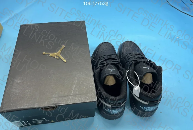 Air Jordan Low SE