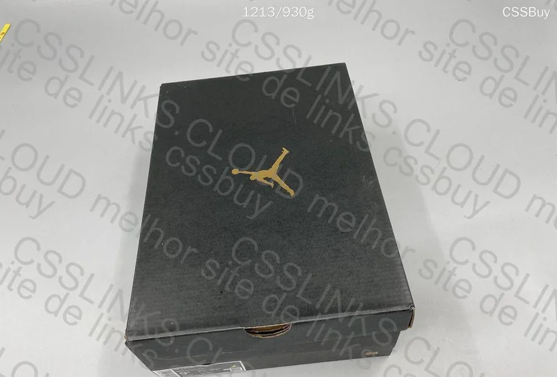 Air Jordan Low - SE Diamond 9