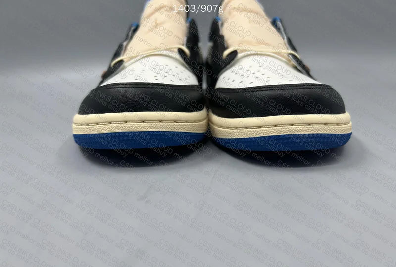 Air Jordan Low Travis (Fragment) 2