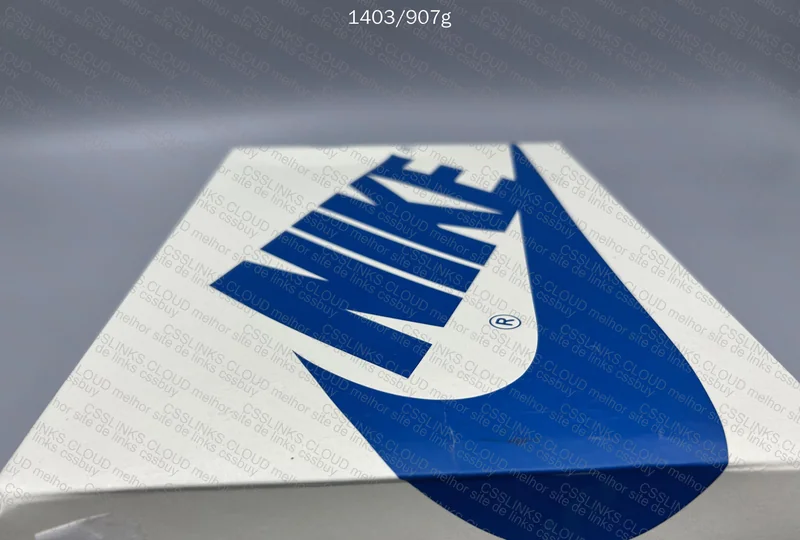 Air Jordan Low Travis (Fragment) 9