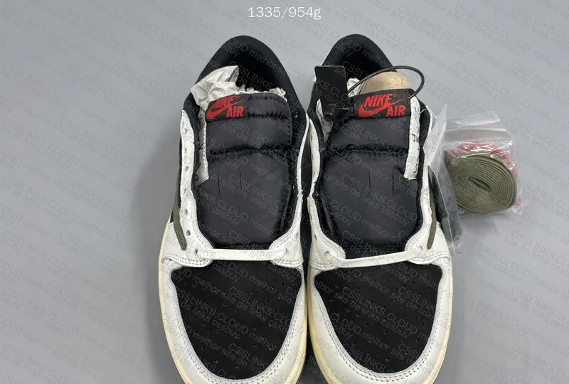 Air Jordan Low Travis Scott Olive