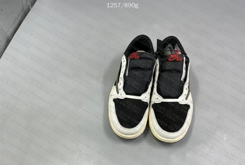 Air Jordan Low Travis Scott Olive