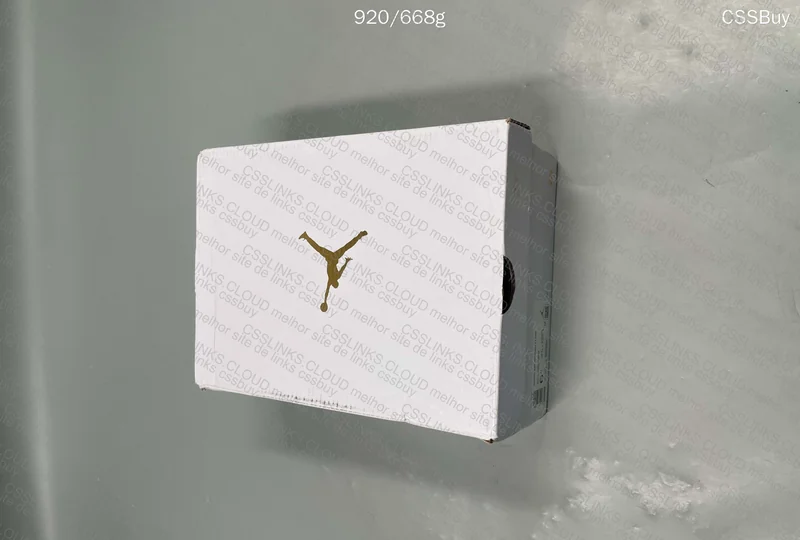 Air Jordan Low White Wolf Grey 10