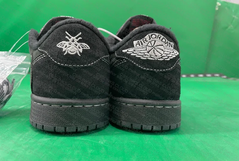 Air Jordan Low x Travis scott Black phantom 6