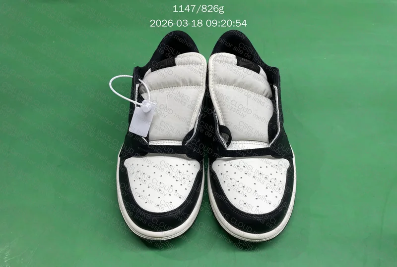 Air Jordan Mocha DT 2