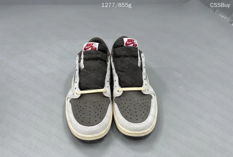 Air Jordan Reverse Mocha