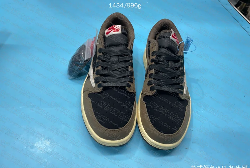 Air Jordan Travis Scott Low