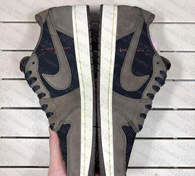 Air Jordan Travis Scott Mocha 2