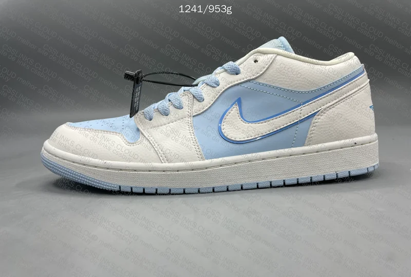 Air Jordan 1 LOW SE Reverse Ice Blue 8