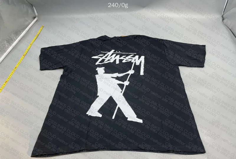 Air Jordan 4 Red Thunder / Stussy T-Shirt / Nike Jacket 3