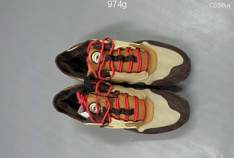 Air Max 1 Cactus Jack Baroque Brown 4