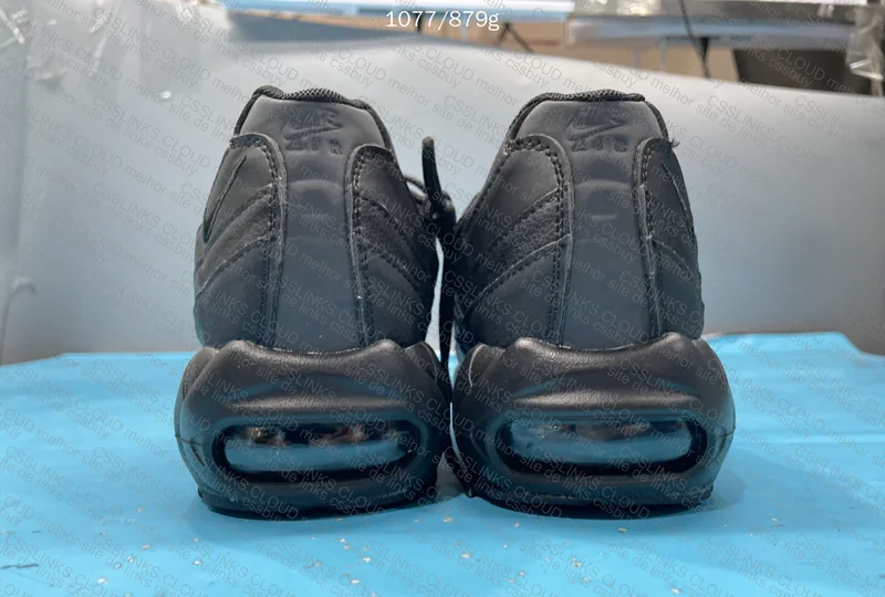 Air Max 95 All Black 3