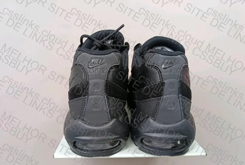 Air Max 95 Black 3