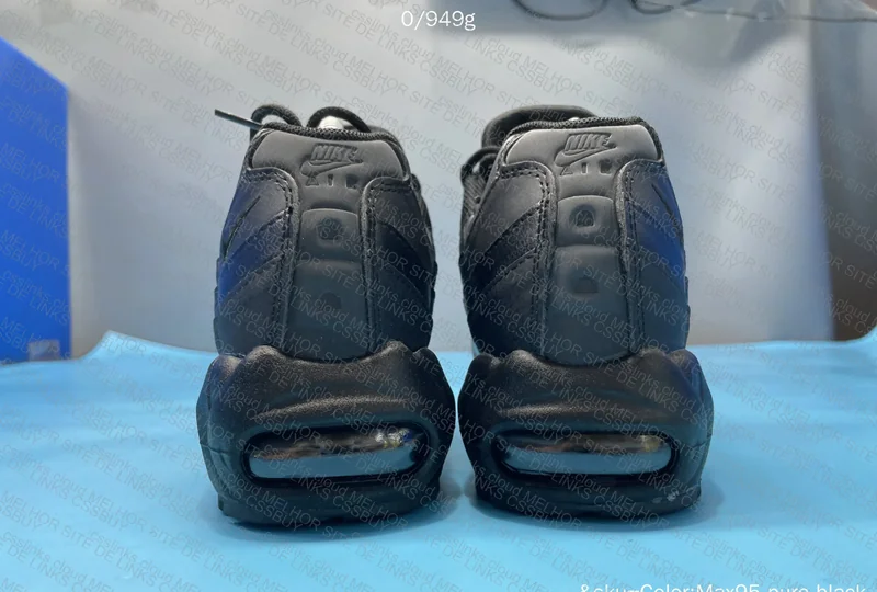 Air Max 95 Black 3