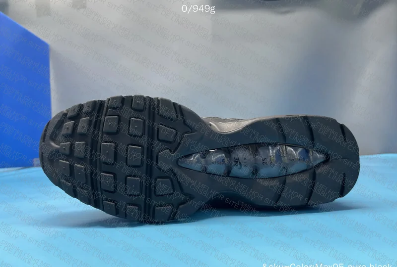Air Max 95 Black 6