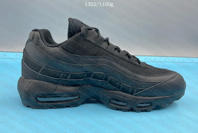 Air Max 95 Black Essential 2